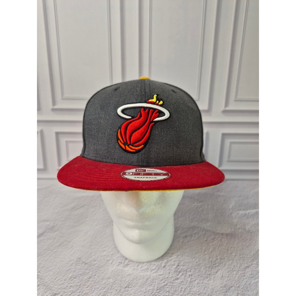 New Era 9Fifty Snapback Flatbrim NBA MIAMI HEAT Hat 3 Time NBA Champions OSFM